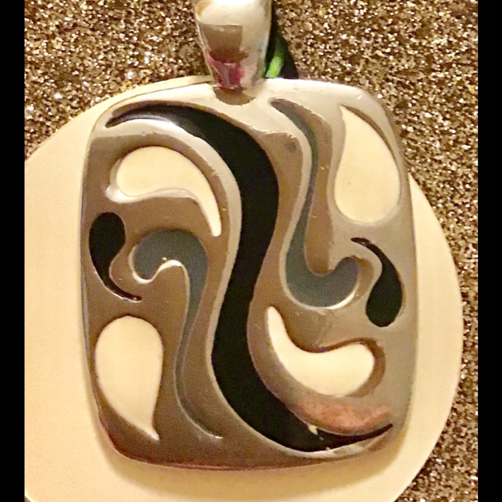 Pendant Lia Sophia slide black white silver square pretty designs pretty piece
